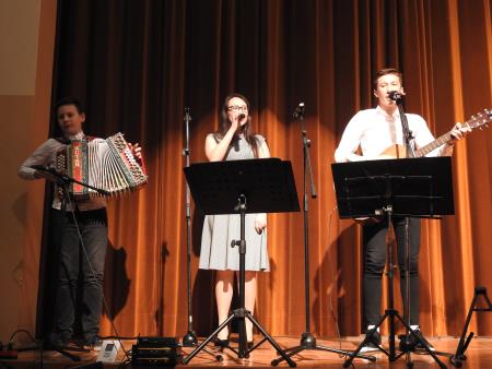 Dramska sekcija KD Cven, organizirala Veseli večer tudi v Domu kulture Razkrižje 20